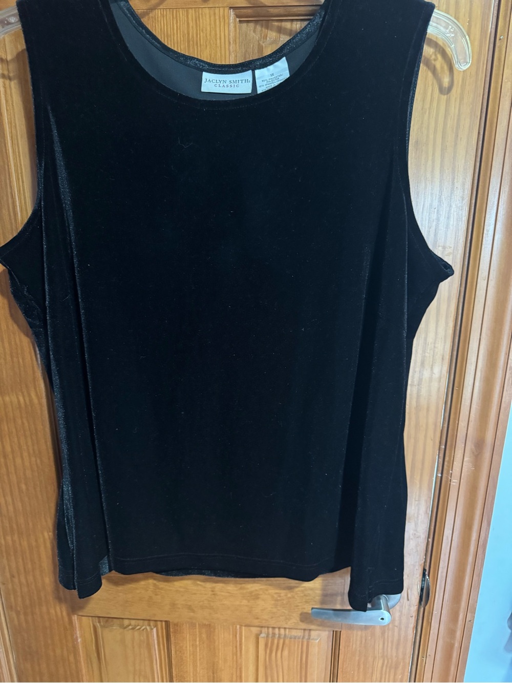 Jaclyn Smith Black Velvet Sleeveless Tank
